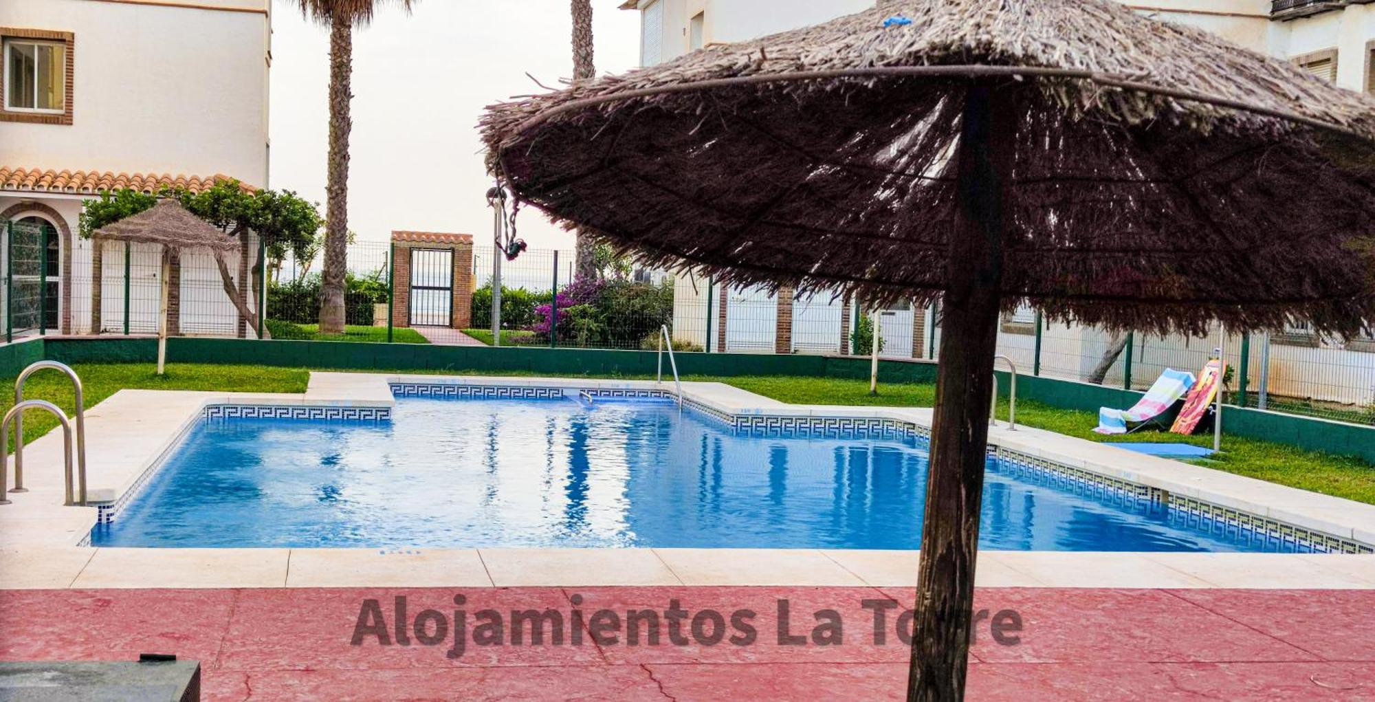 Laguna Beach Premium - Alojamientos La Torre Torrox Esterno foto