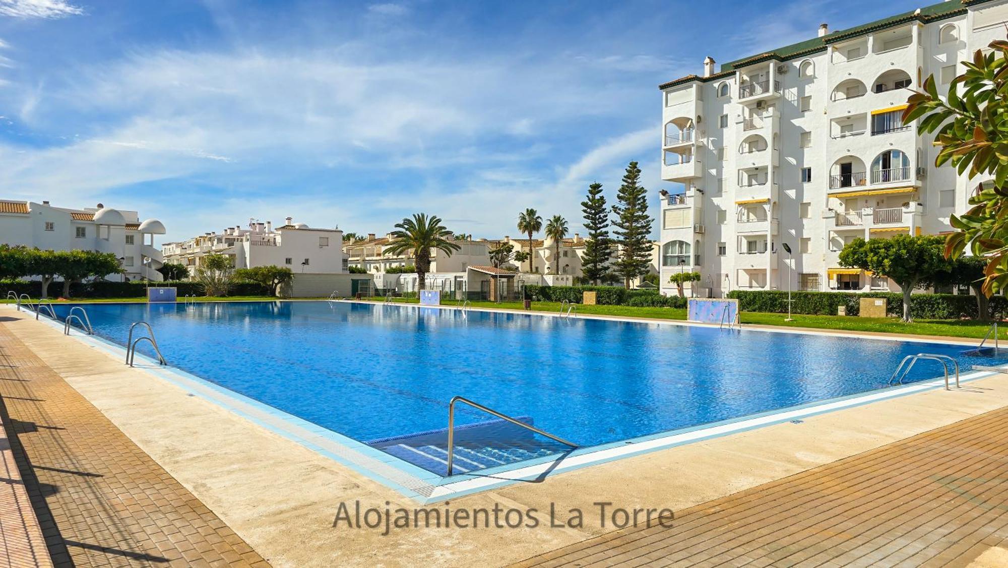 Laguna Beach Premium - Alojamientos La Torre Torrox Esterno foto